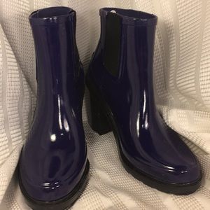 NWT RARE Hunter ankle 3”heel boots, tried on